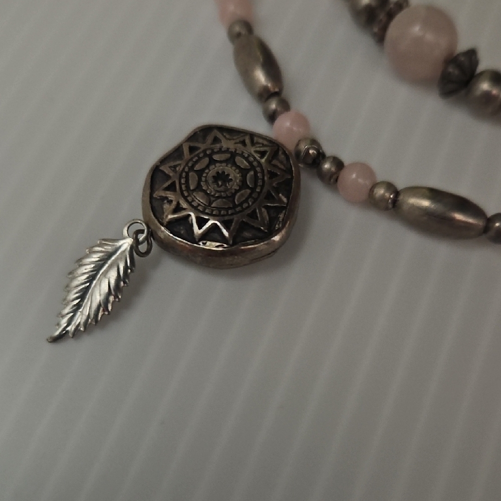 Unique Native American Inspired and Beaded Necklace. See The Craftmanship!!! - Picture 9 of 9